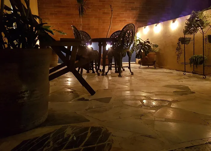 Greco American Embassy Inn